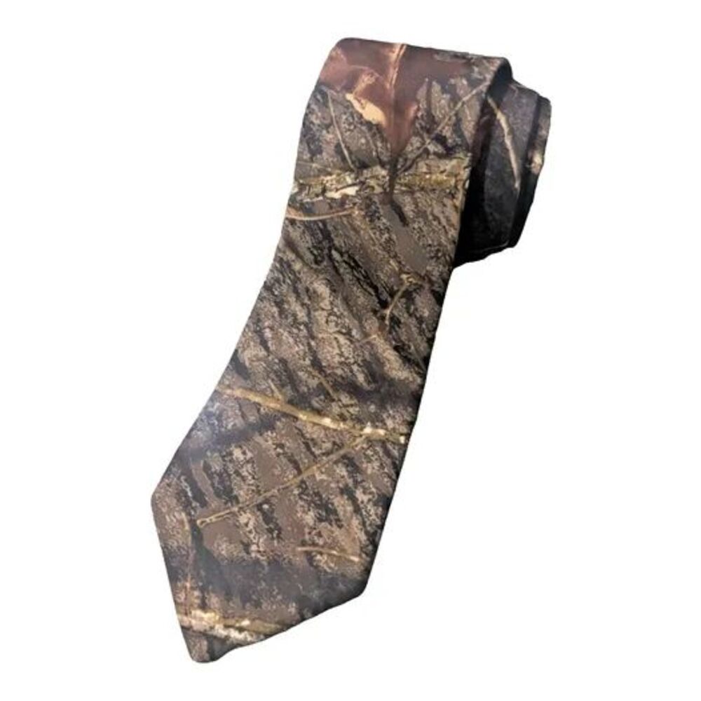 Tuxedo Park Tie Mossy Fall Leaves Camouflage 60”x 3" Hand Made 100% Polyester